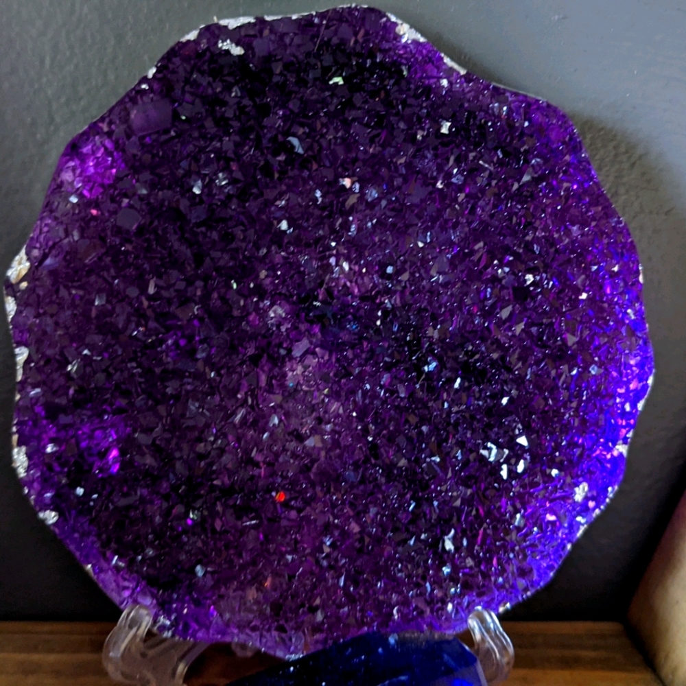 resin druzy geode